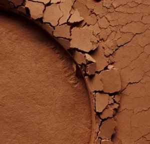 Terre cuire craquelé